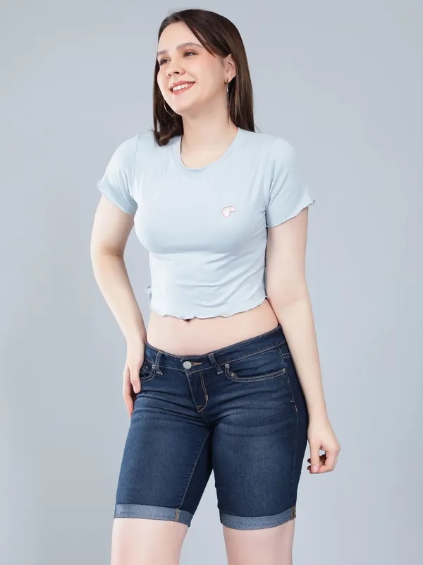 Strawberry Embroidery Crop Tee M Sky Blue