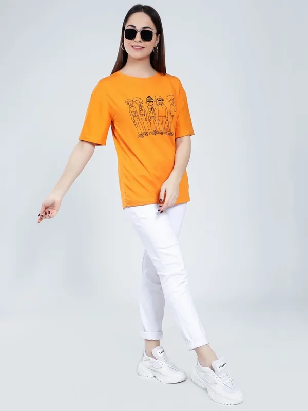 Graphic Round Neck T-Shirt S Orange